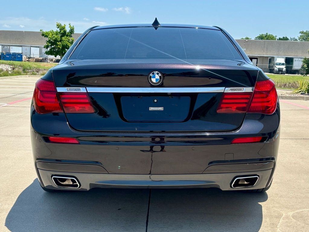 2014 Bmw 7 Series - Image 5 2014 Bmw 7 Series - Image 5