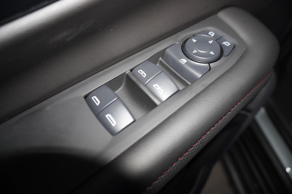 2025 CHEVROLET SUBURBAN SUV V8, ECOTEC3, DFM, 5.3 LITER RST SPORT UTILITY 4D