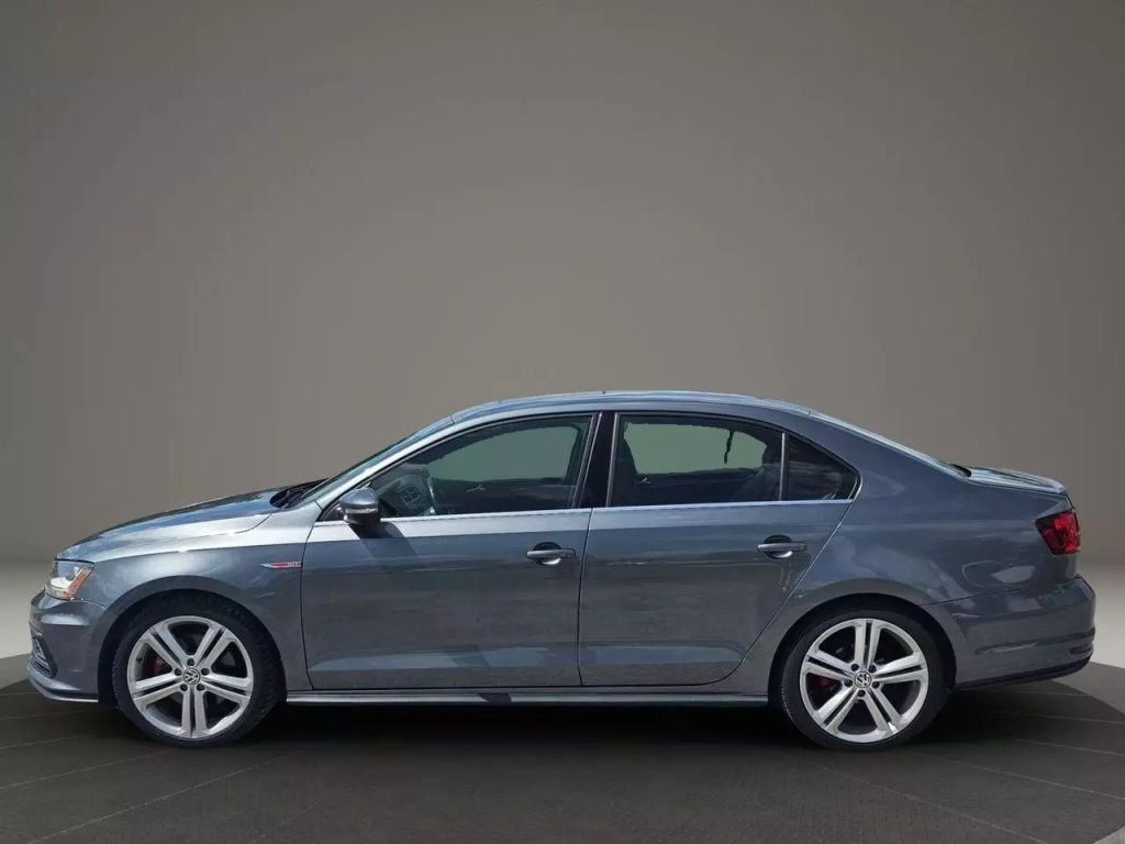 2017 Volkswagen Jetta - Image 4 2017 Volkswagen Jetta - Image 4