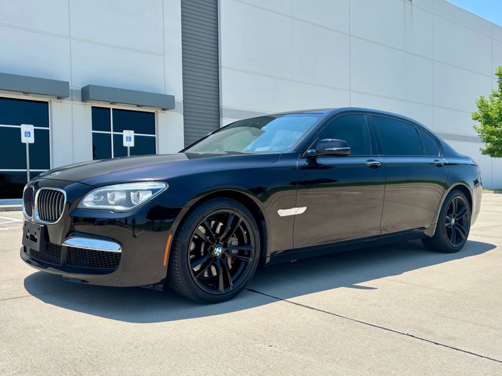 2014 Bmw 7 Series - Image 2 2014 Bmw 7 Series - Image 2