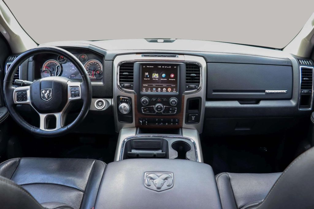 2017 RAM 1500 CREW CAB PICKUP V8, HEMI, 5.7 LITER LARAMIE PICKUP 4D 5 1/2 FT