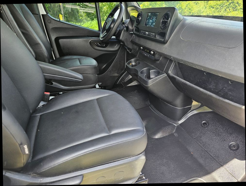 2022 Mercedes-benz Sprinter 2500 Cargo - Image 12 2022 Mercedes-benz Sprinter 2500 Cargo - Image 12
