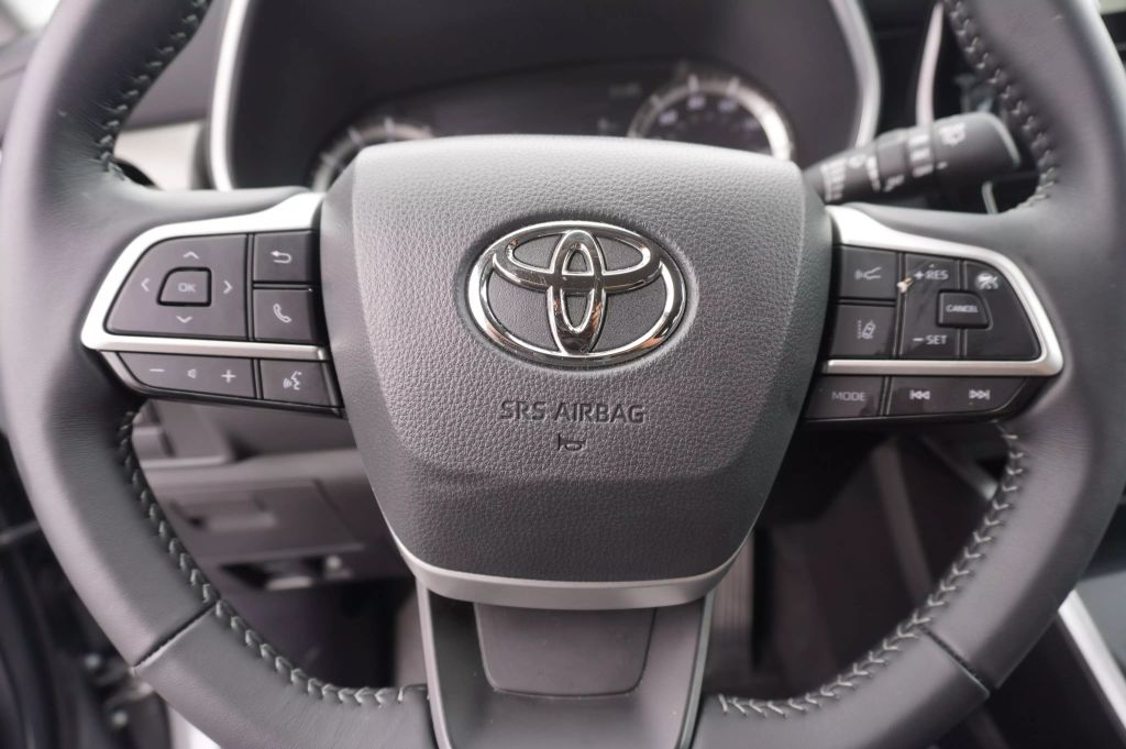 2025 TOYOTA HIGHLANDER SUV 4-CYL, TURBO, 2.4 LITER XLE SPORT UTILITY 4D