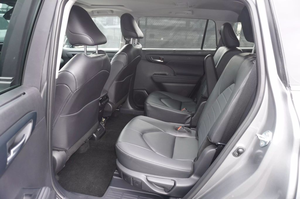 2025 TOYOTA HIGHLANDER SUV 4-CYL, TURBO, 2.4 LITER XLE SPORT UTILITY 4D