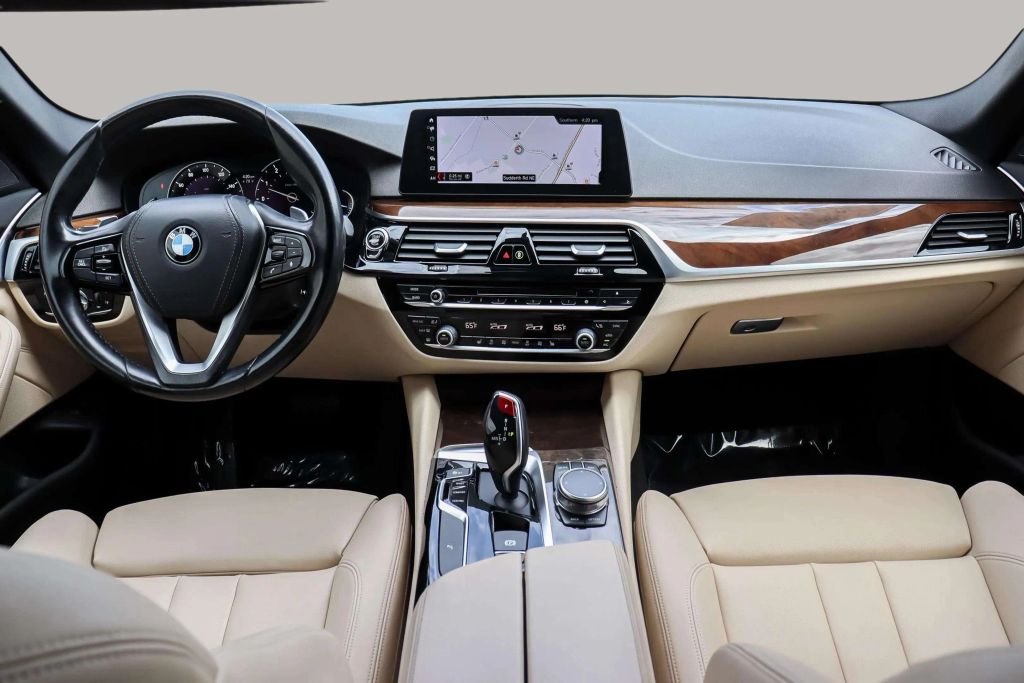 2018 BMW 5 SERIES SEDAN 4-CYL, TWIN TURBO, 2.0 LITER 530I SEDAN 4D