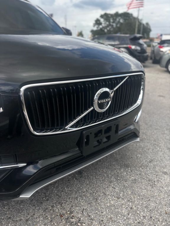 2017 VOLVO XC90 SUV 4-CYL, DRV-E SPRCHGD 2.0T T6 MOMENTUM SPORT UTILITY 4D
