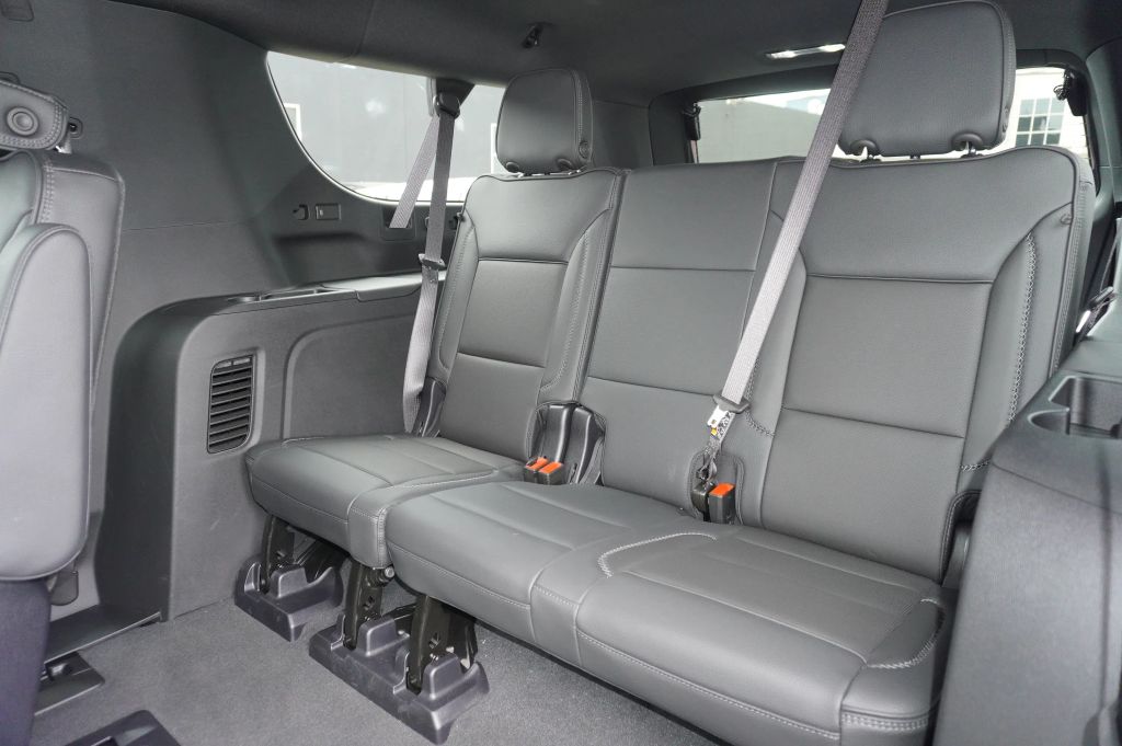 2025 GMC YUKON XL SUV V8, ECOTEC3, 6.2 LITER DENALI SPORT UTILITY 4D