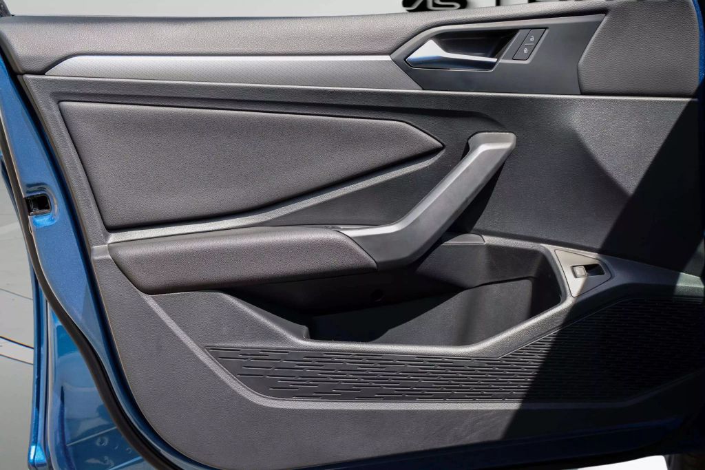 2020 VOLKSWAGEN JETTA SEDAN 4-CYL, TURBO, 1.4 LITER 1.4T S SEDAN 4D
