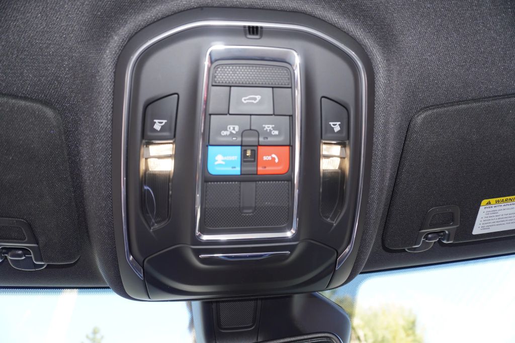 2024 JEEP GRAND CHEROKEE SUV V6, VVT, 3.6 LITER LIMITED SPORT UTILITY 4D