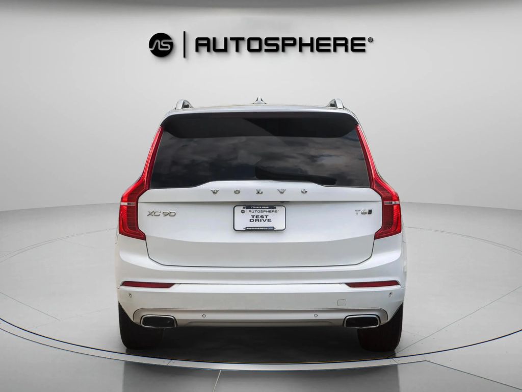 2018 VOLVO XC90 SUV 4-CYL, DRIVE-E, TURBO, SUPERCHARGED, 2.0 LITER T6 MOMENTUM SPORT UTILITY 4D