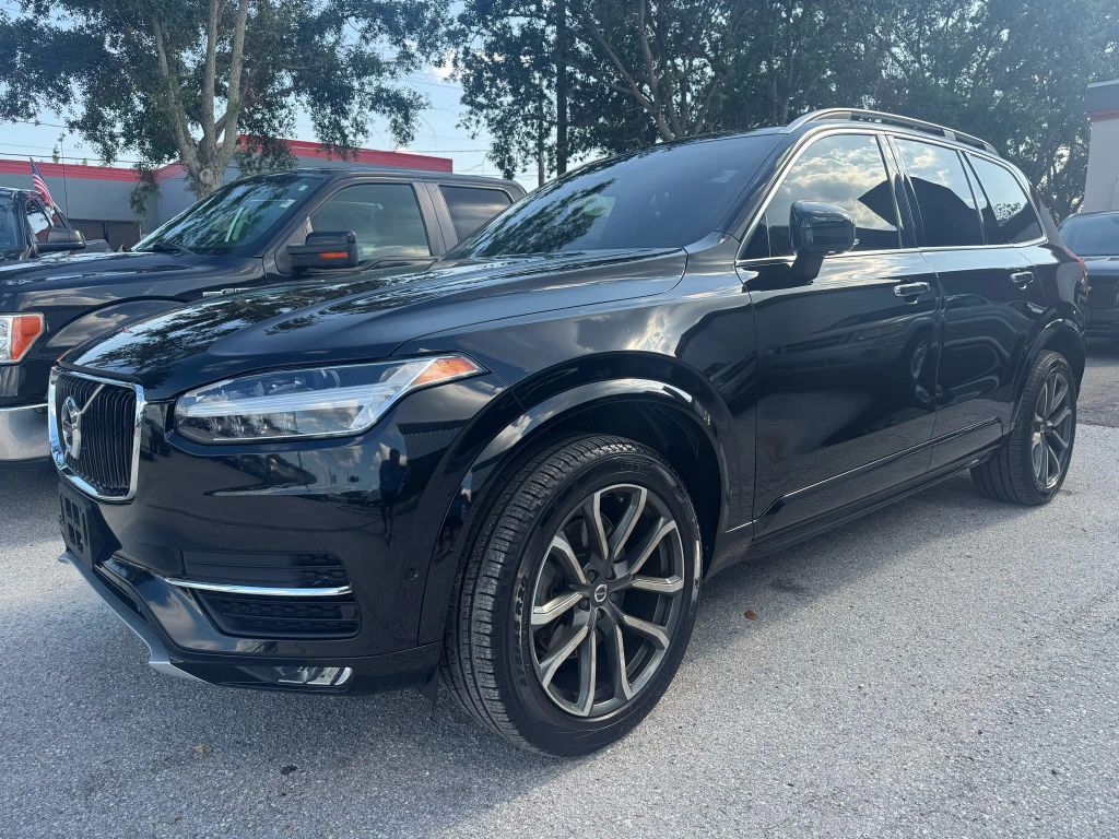 2017 VOLVO XC90 SUV 4-CYL, DRV-E SPRCHGD 2.0T T6 MOMENTUM SPORT UTILITY 4D