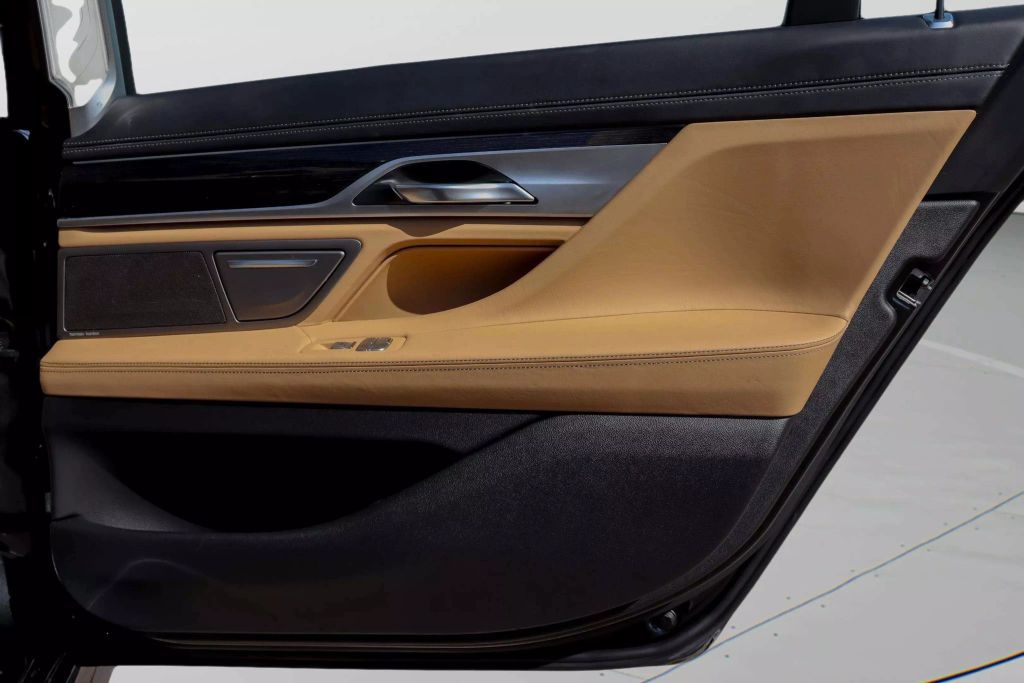 2018 BMW 7 SERIES SEDAN V8, TWIN TURBO, 4.4L 750I SEDAN 4D