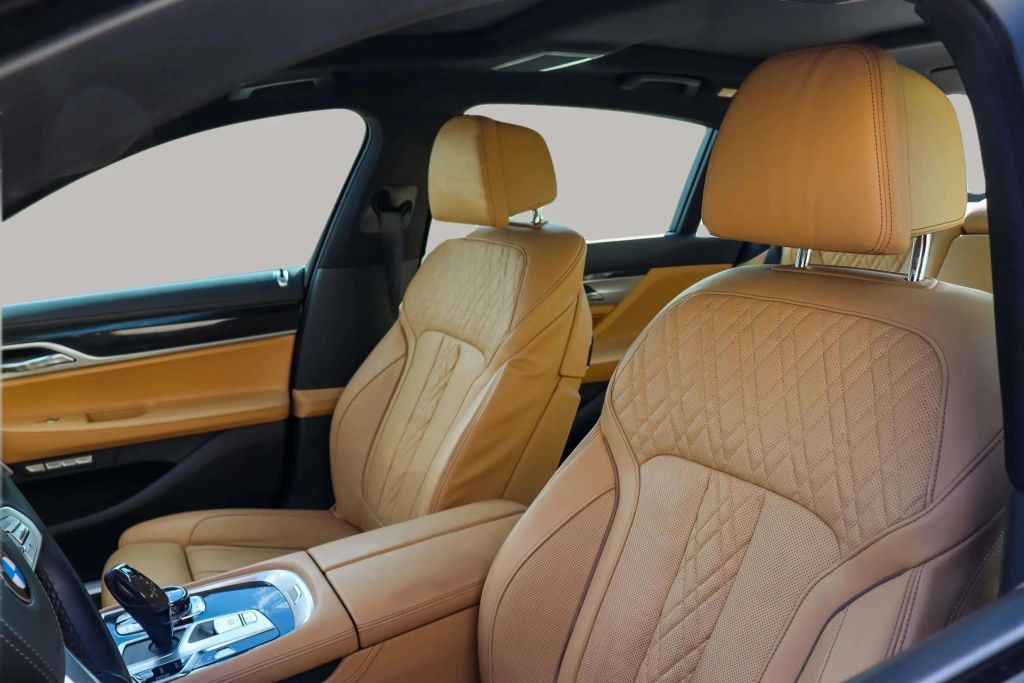 2018 BMW 7 SERIES SEDAN V8, TWIN TURBO, 4.4L 750I SEDAN 4D
