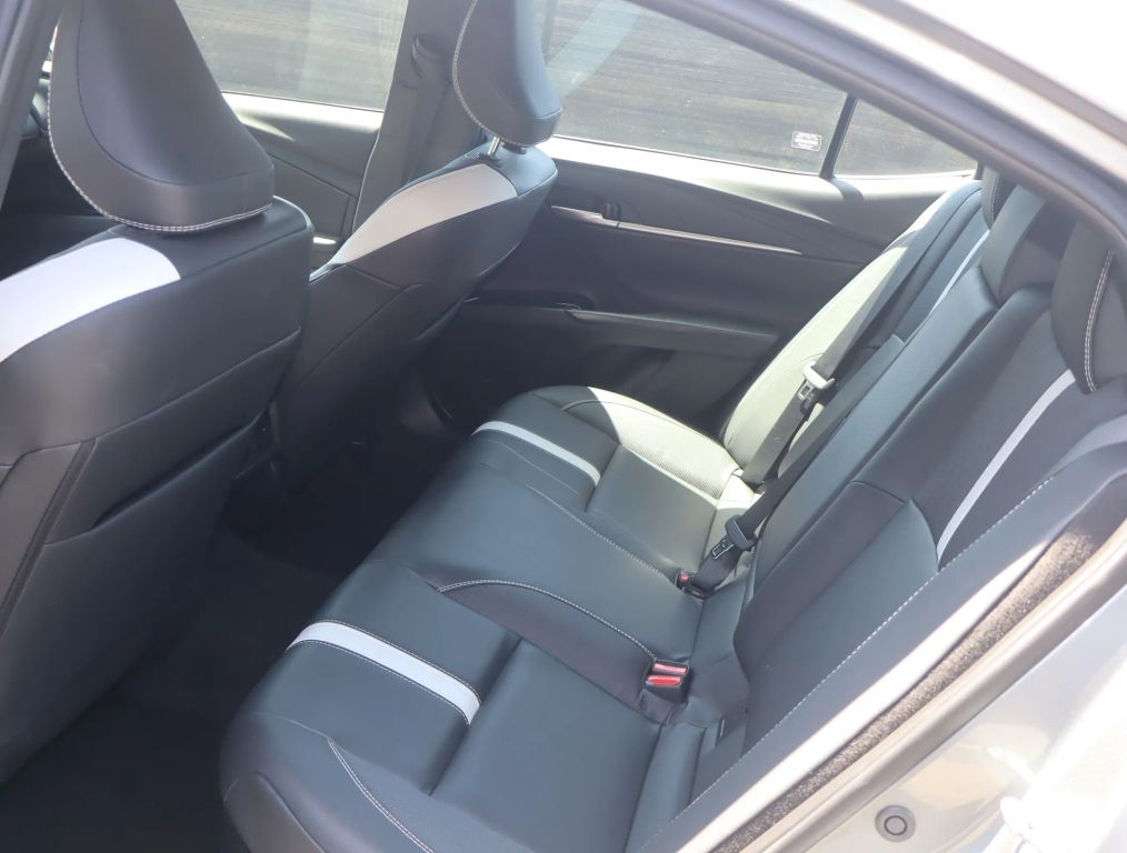 2025 TOYOTA CAMRY SEDAN 4-CYL, HYBRID, 2.5 LITER SE SEDAN 4D