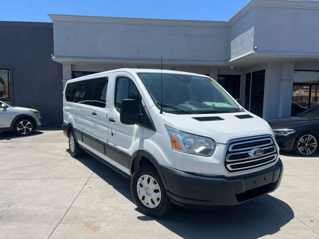 2017 Ford Transit Wagon