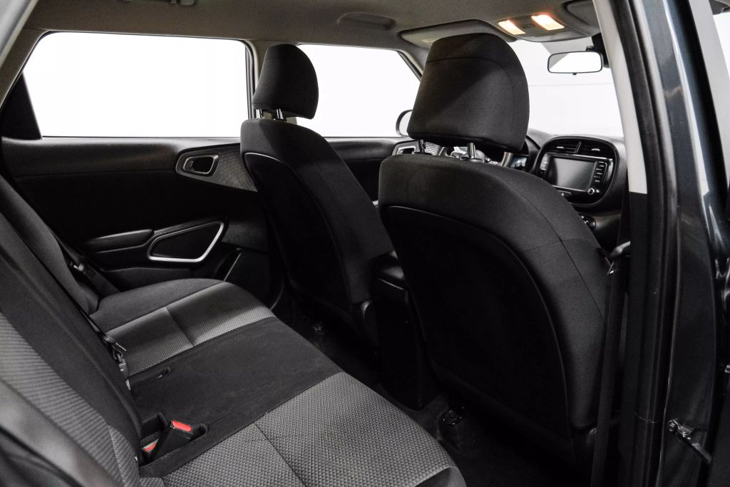 2022 KIA SOUL WAGON 4-CYL, 2.0 LITER LX WAGON 4D