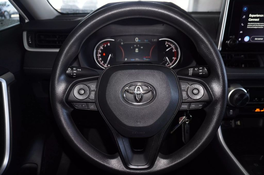 2024 TOYOTA RAV4 SUV 4-CYL, DYNAMIC-FORCE, 2.5 LITER LE SPORT UTILITY 4D