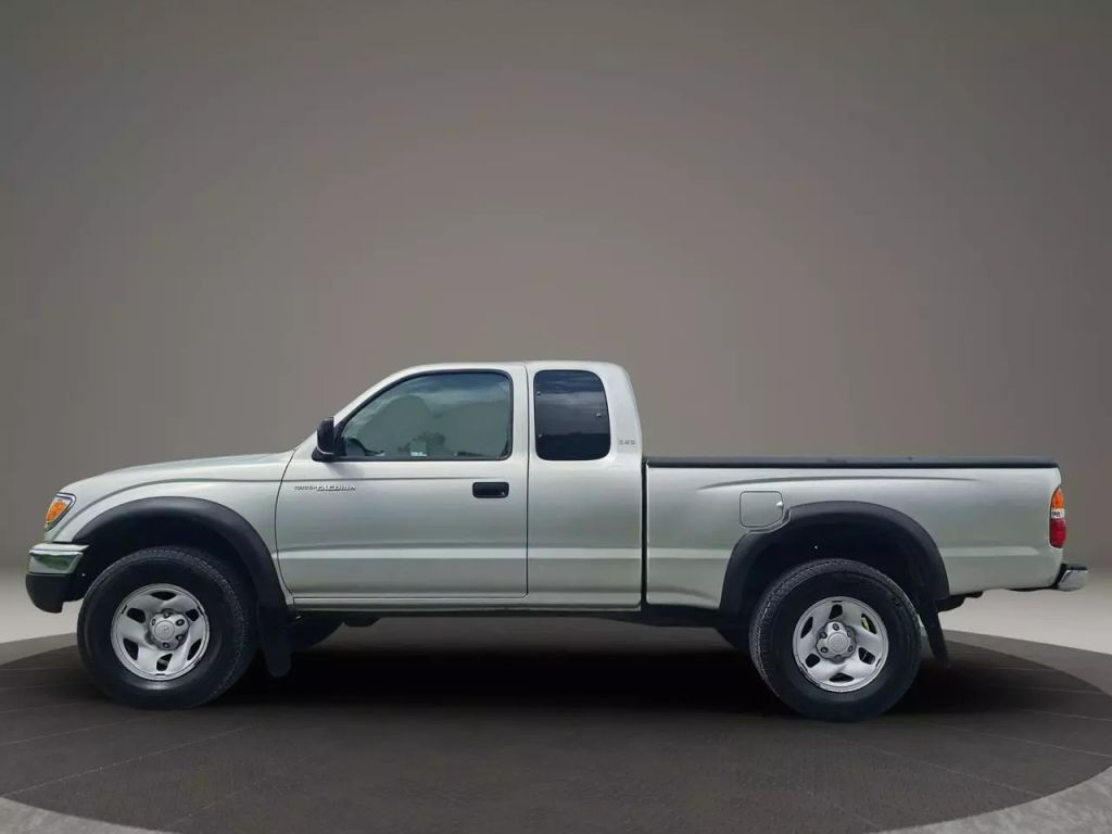2004 Toyota Tacoma Xtracab - Image 8 2004 Toyota Tacoma Xtracab - Image 8