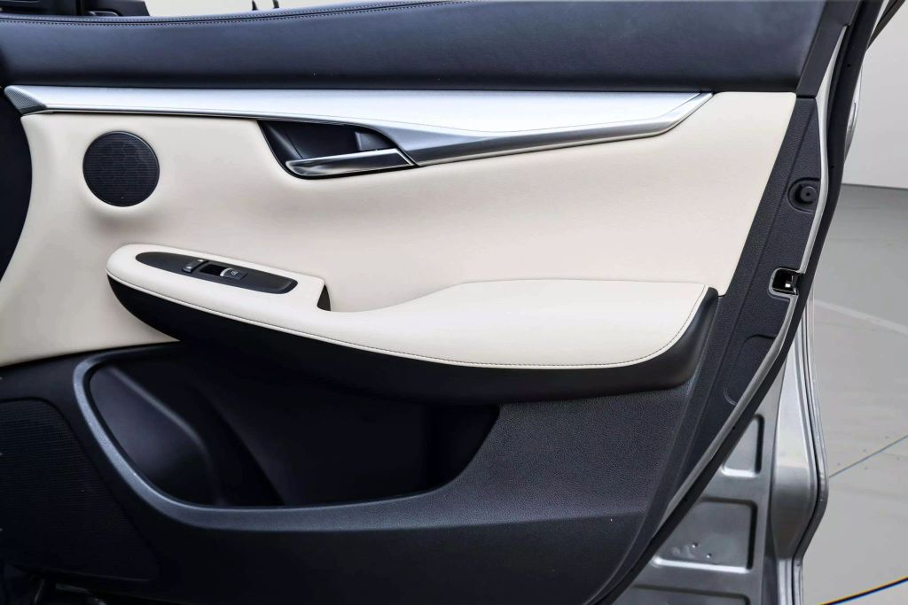 2020 INFINITI QX50 SUV 4-CYL, TURBO, 2.0 LITER LUXE SPORT UTILITY 4D