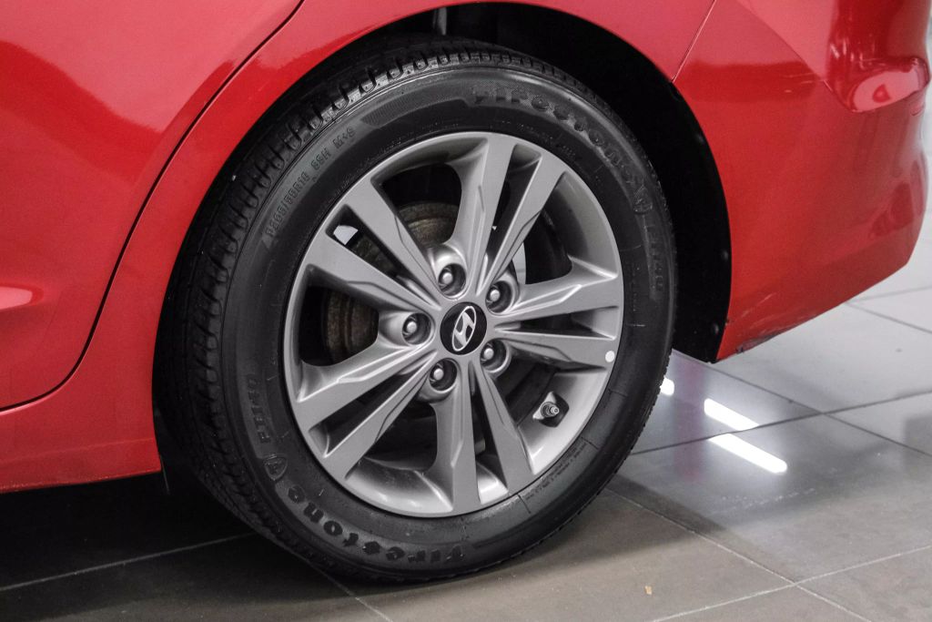 2017 HYUNDAI ELANTRA SEDAN 4-CYL, 2.0 LITER SE VALUE EDITION SEDAN 4D