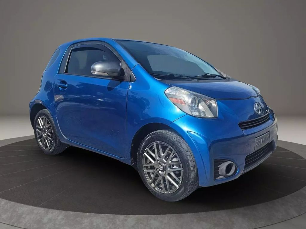 2012 Scion Iq - Image 2