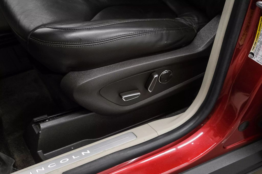 2019 LINCOLN MKC SUV 4-CYL, TURBO, ECOBOOST, 2.0 LITER RESERVE SPORT UTILITY 4D