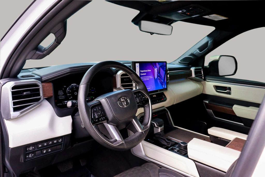 2022 TOYOTA TUNDRA HYBRID CREWMAX PICKUP V6, I-FORCE MAX, HYBRID, TWIN TURBO, 3.5 LITER CAPSTONE PICKUP 4D 5 1/2 FT