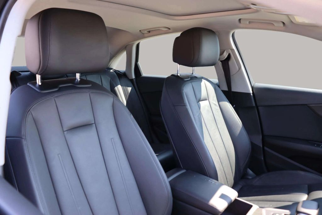 2019 AUDI A4 SEDAN 4-CYL, TURBO, 2.0 LITER PREMIUM SEDAN 4D