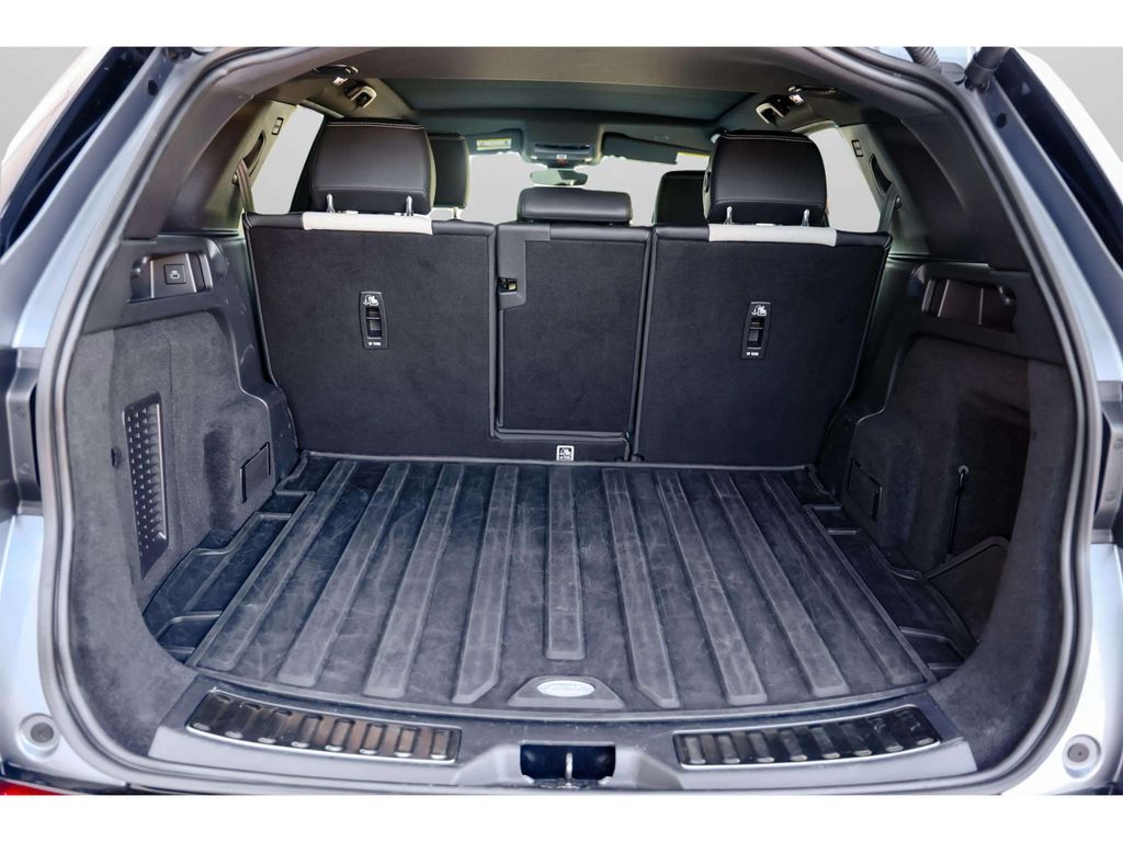 2023 LAND ROVER DISCOVERY SPORT SUV 4-CYL, TURBOCHARGED, 2.0 LITER S R-DYNAMIC SPORT UTILITY 4D