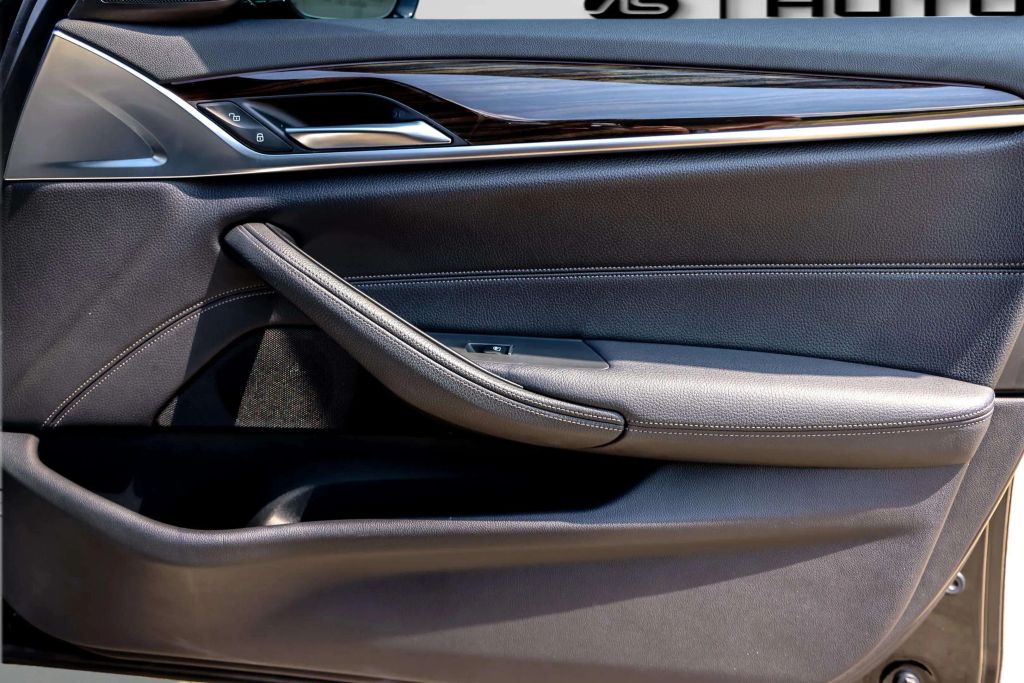 2018 BMW 5 SERIES SEDAN 4-CYL, TWIN TURBO, 2.0 LITER 530I SEDAN 4D