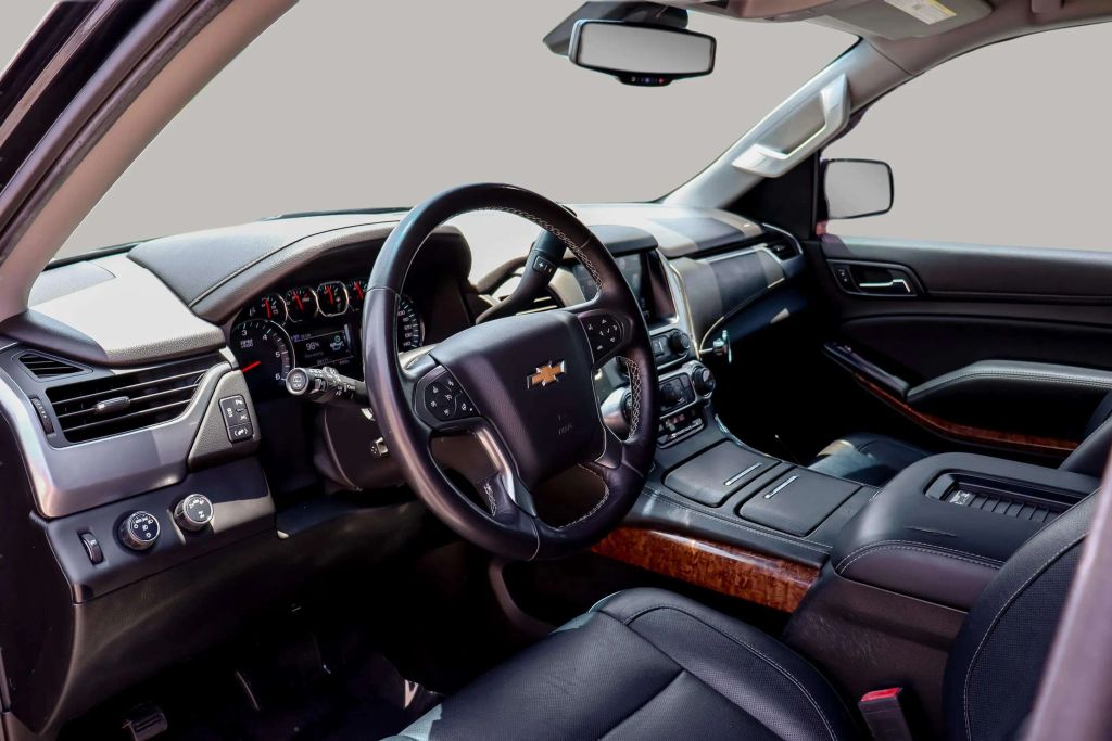 2018 CHEVROLET SUBURBAN SUV V8, ECOTEC3, 5.3 LITER PREMIER SPORT UTILITY 4D