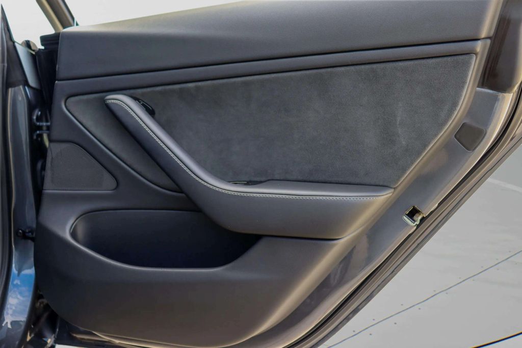 2018 TESLA MODEL 3 SEDAN AC ELECTRIC MOTOR LONG RANGE SEDAN 4D