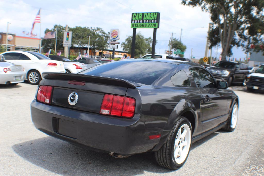 2007 FORD MUSTANG COUPE V6, 4.0 LITER PREMIUM COUPE 2D