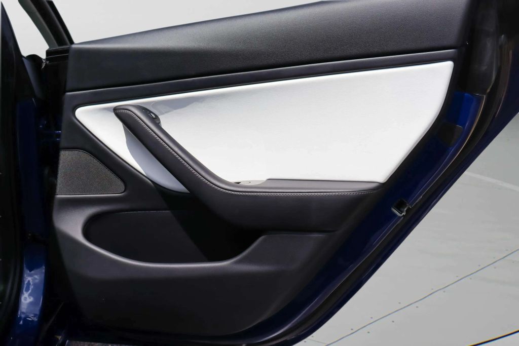 2020 TESLA MODEL 3 SEDAN AC ELECTRIC MOTOR STANDARD RANGE PLUS SEDAN 4D