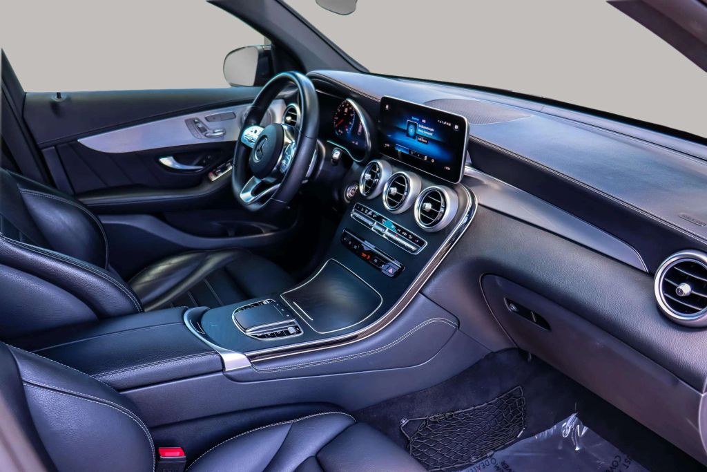 2020 MERCEDES-BENZ GLC COUPE SUV 4-CYL, TURBO, 2.0 LITER GLC 300 4MATIC SPORT UTILITY 4D
