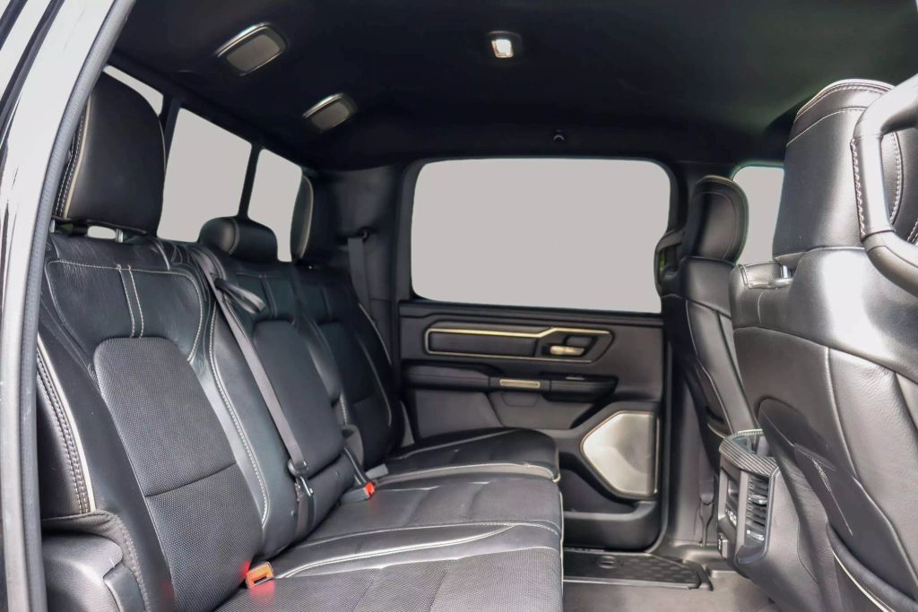 2020 RAM 1500 CREW CAB PICKUP V8, HEMI, ETORQUE, 5.7 LITER LIMITED PICKUP 4D 5 1/2 FT