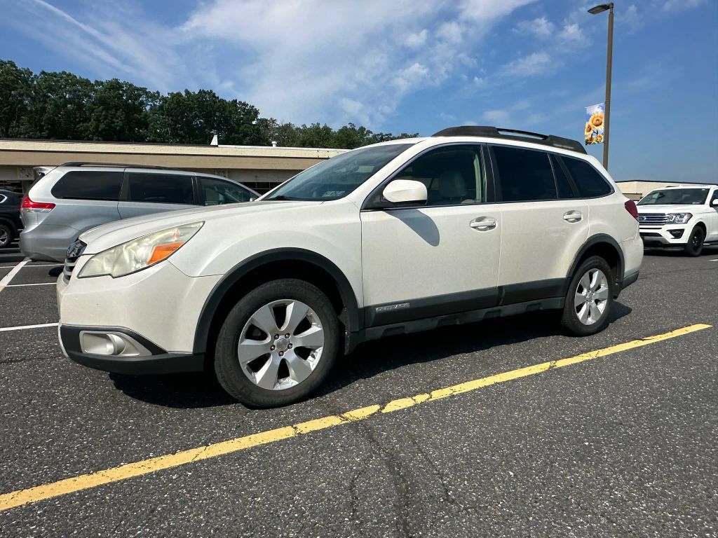 Used 2011 Subaru Outback I Limited with VIN 4S4BRBKC5B3358757 for sale in Souderton, PA