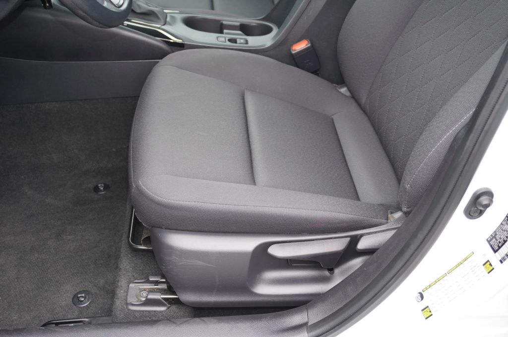 2024 TOYOTA COROLLA SEDAN 4-CYL, DYNAMIC-FORCE, 2.0 LITER LE SEDAN 4D
