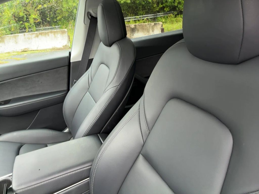 2021 TESLA MODEL Y SUV DUAL AC ELECTRIC MOTORS LONG RANGE SPORT UTILITY 4D