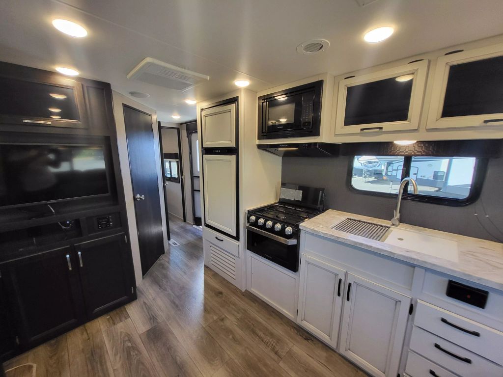 2021 JAYCO JAY FEATHER - - 24RL