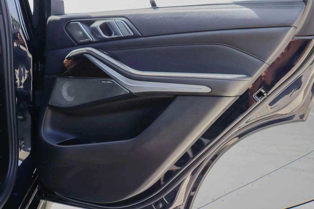 2020 BMW X5 SUV V8, TWIN TURBO, 4.4 LITER M50I SPORT UTILITY 4D