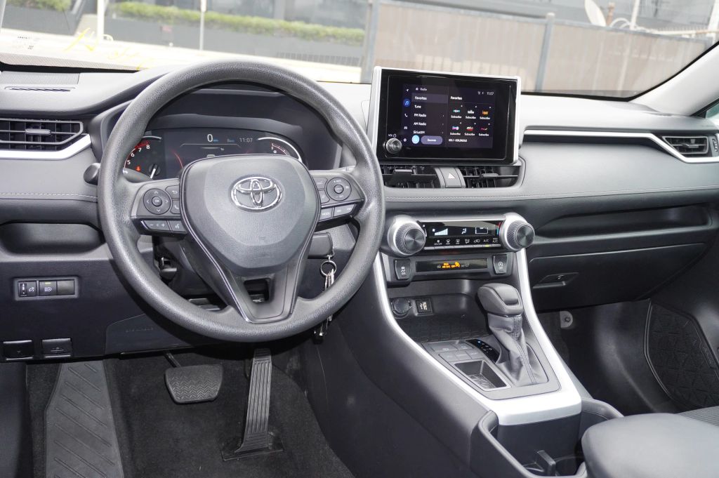 2024 TOYOTA RAV4 SUV 4-CYL, DYNAMIC-FORCE, 2.5 LITER LE SPORT UTILITY 4D