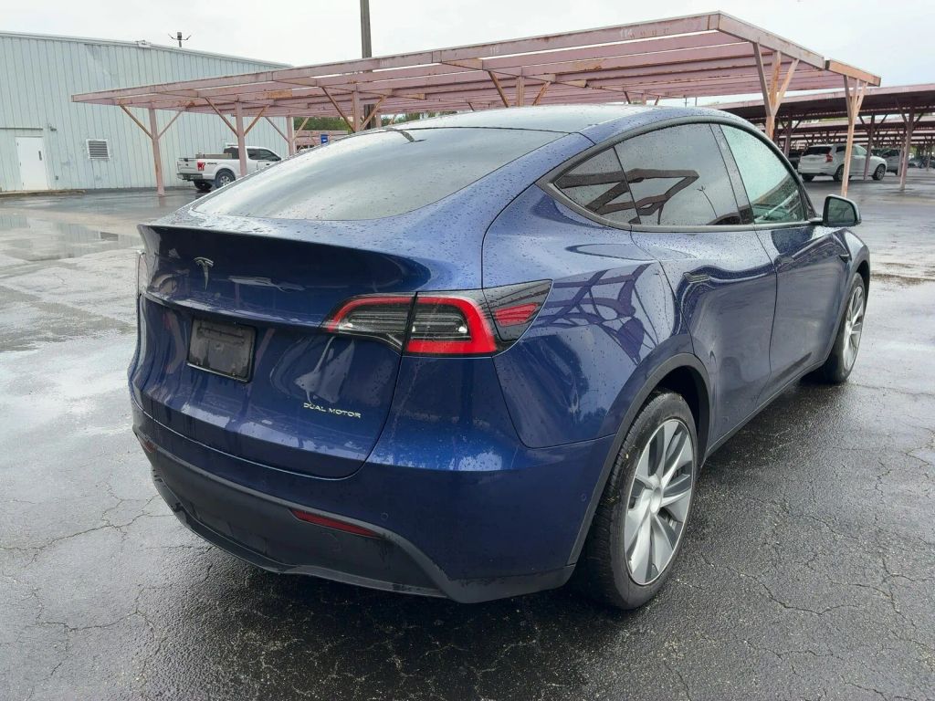2021 TESLA MODEL Y SUV DUAL AC ELECTRIC MOTORS LONG RANGE SPORT UTILITY 4D
