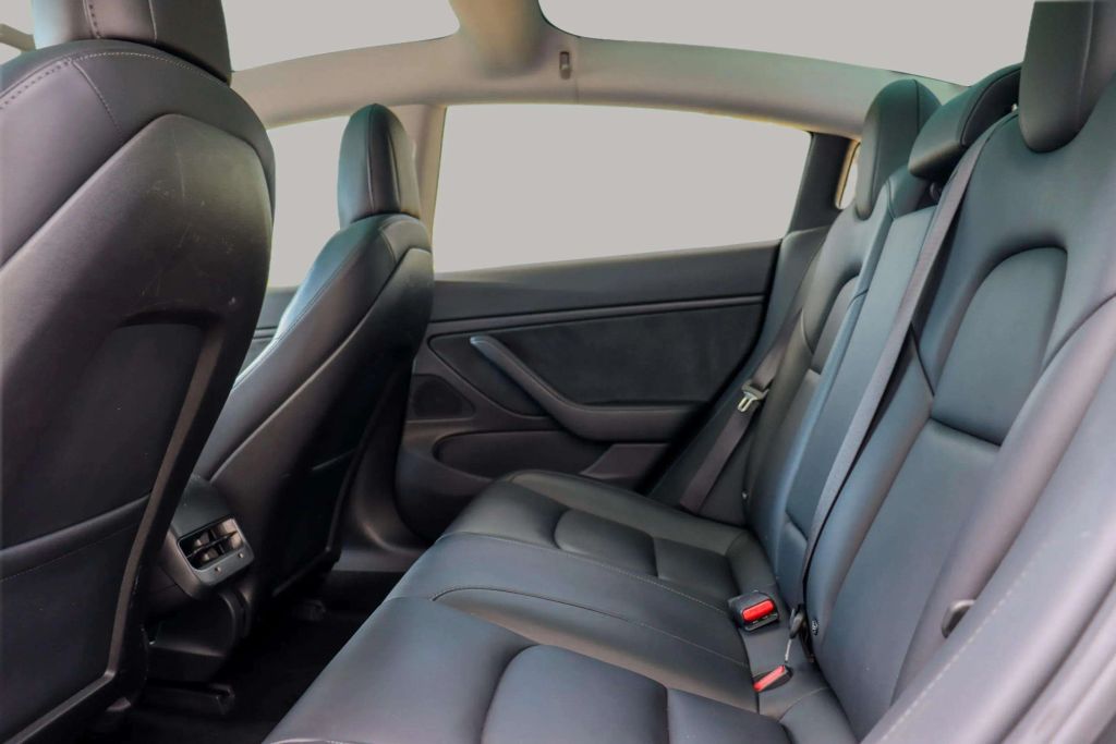 2018 TESLA MODEL 3 SEDAN AC ELECTRIC MOTOR LONG RANGE SEDAN 4D