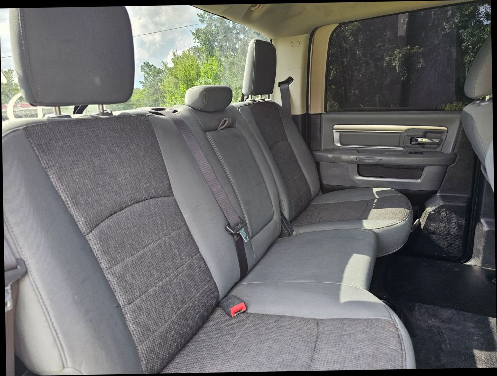 2014 Ram 4500 Crew Cab & Chassis - Image 26