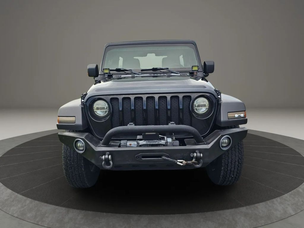 2020 Jeep Wrangler Unlimited - Image 2 2020 Jeep Wrangler Unlimited - Image 2