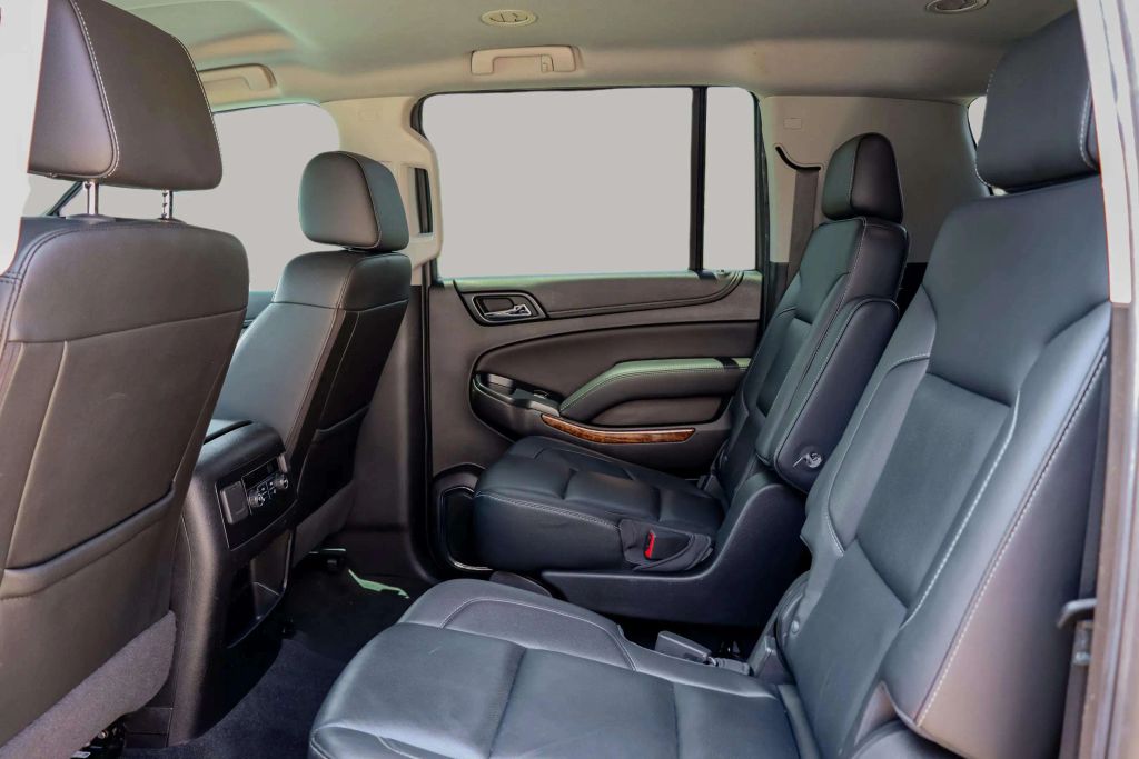 2018 CHEVROLET SUBURBAN SUV V8, ECOTEC3, 5.3 LITER PREMIER SPORT UTILITY 4D