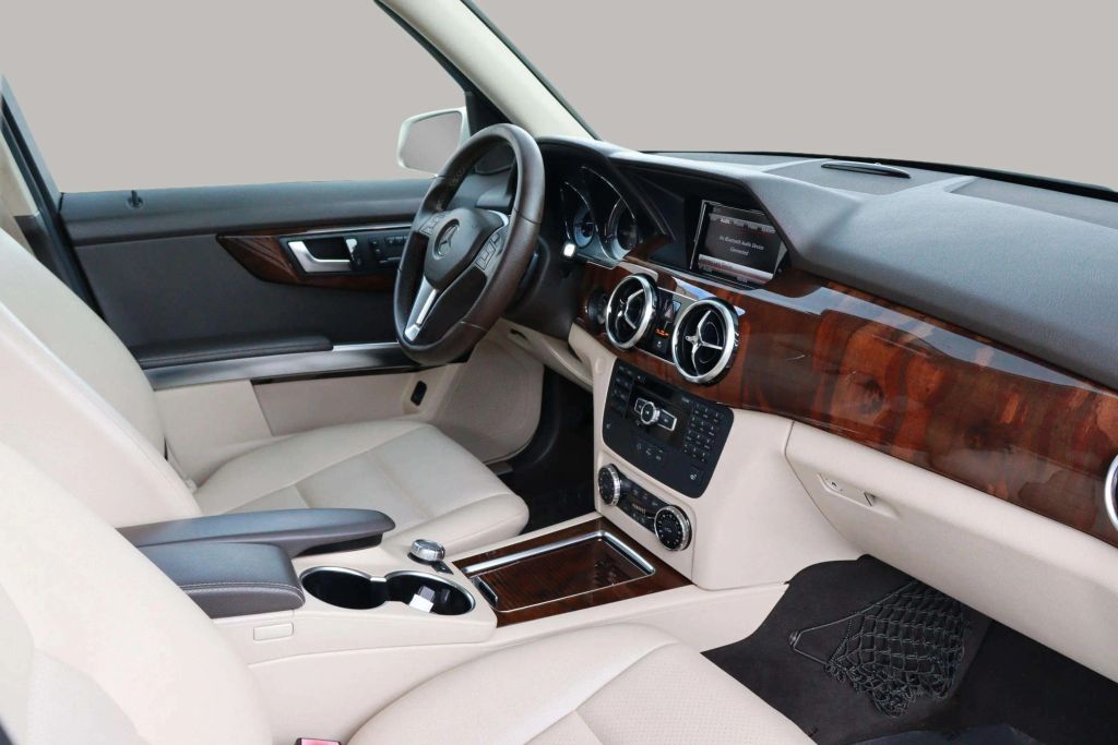 2013 MERCEDES-BENZ GLK-CLASS SUV V6, 3.5 LITER GLK 350 SPORT UTILITY 4D