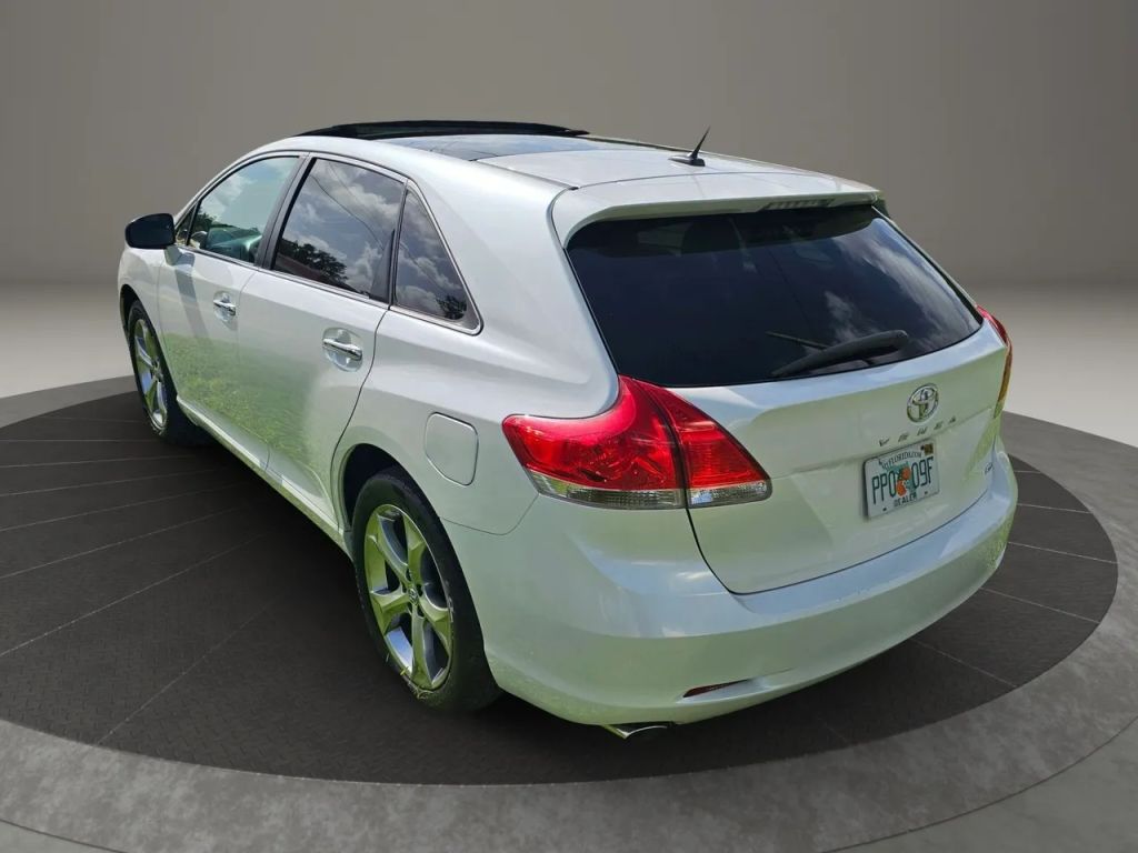 2011 Toyota Venza - Image 7 2011 Toyota Venza - Image 7