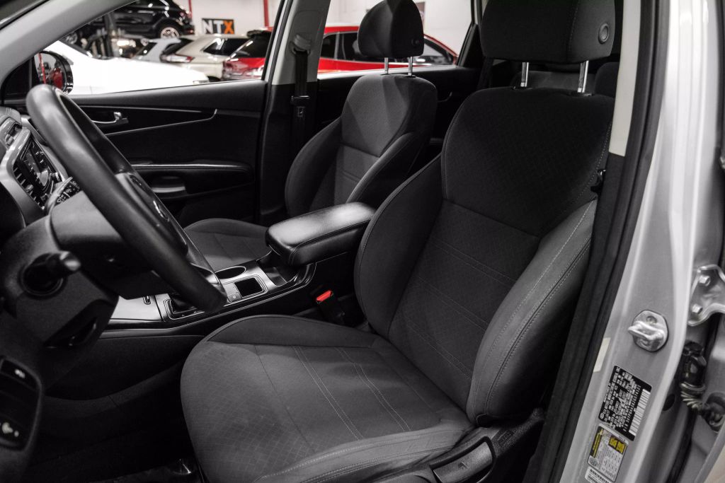 2018 KIA SORENTO SUV 4-CYL, GDI, 2.4 LITER L SPORT UTILITY 4D